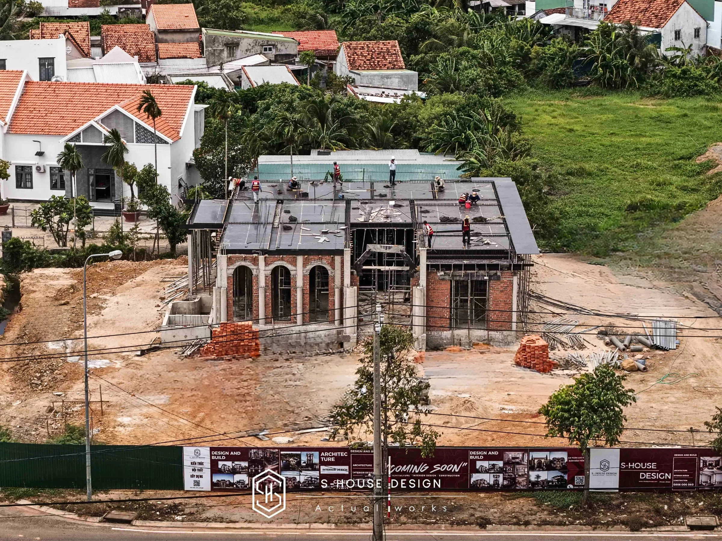 THI CÔNG BIỆT THỰ ĐỊA TRUNG HẢI 1 TẦNG TẠI KHÁNH HÒA