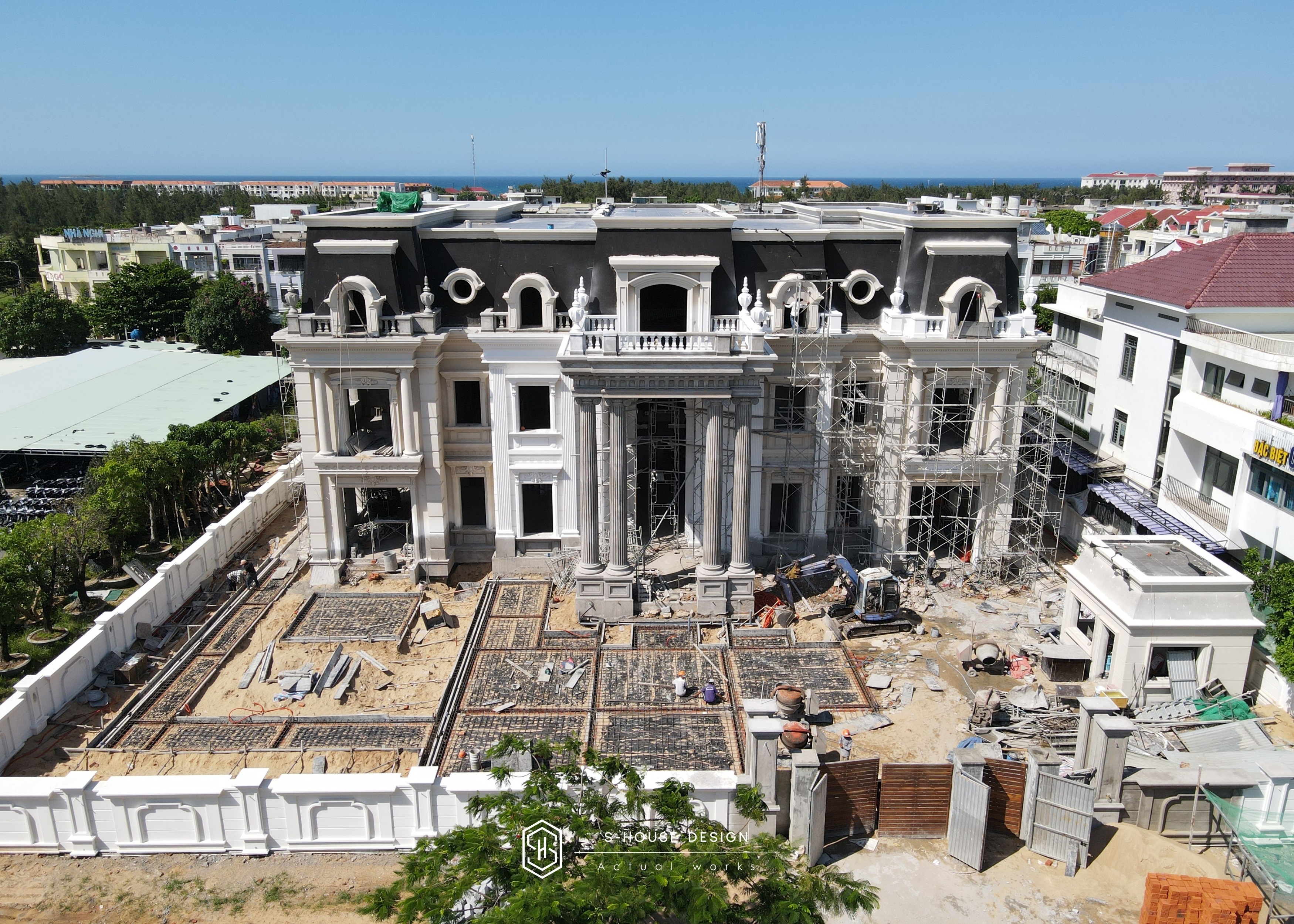 Thi công hoàn thiện kiến trúc dinh thự An Chateau đẳng cấp