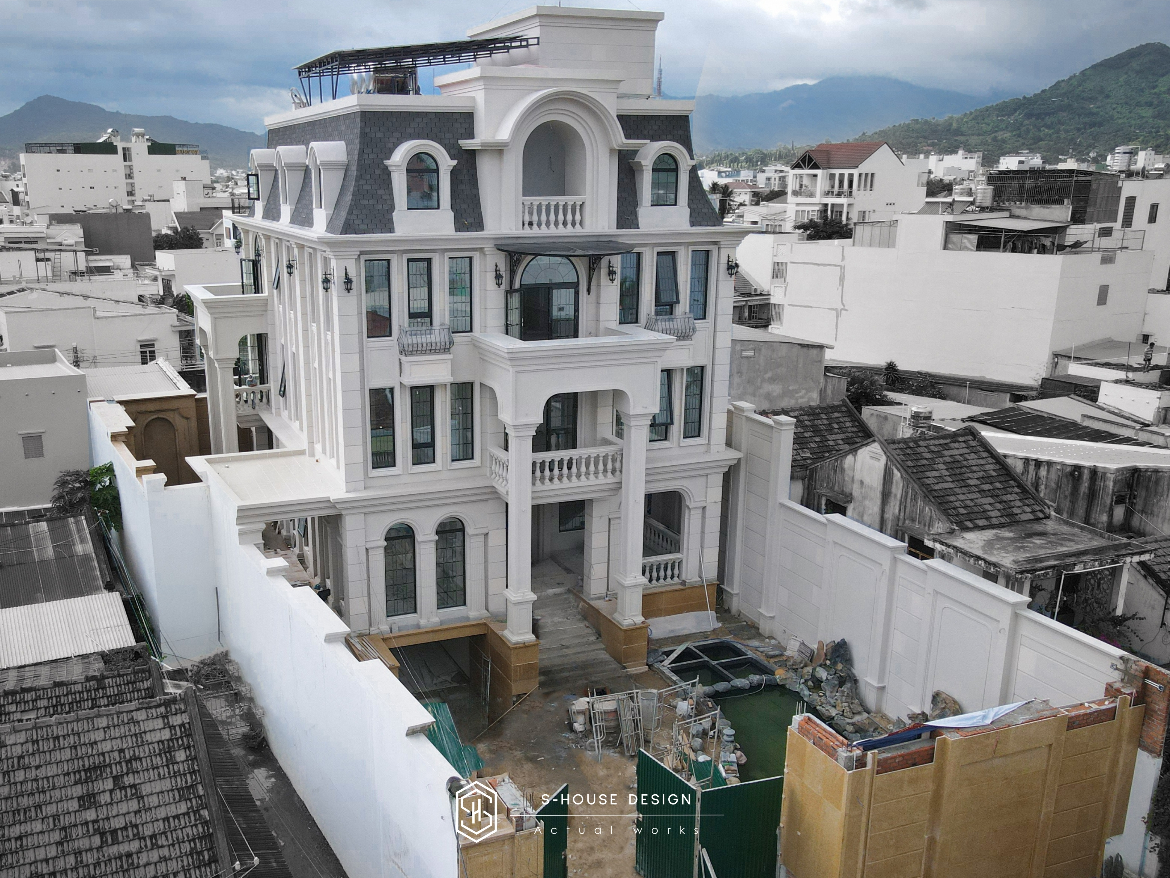 Thi Công Hoàn Thiện Biệt Thự Tân Cổ Điển 3 Tầng